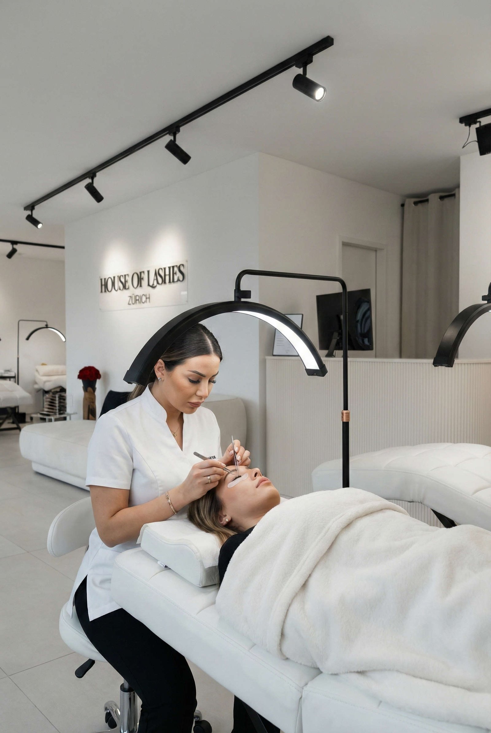 House of Lashes Studio